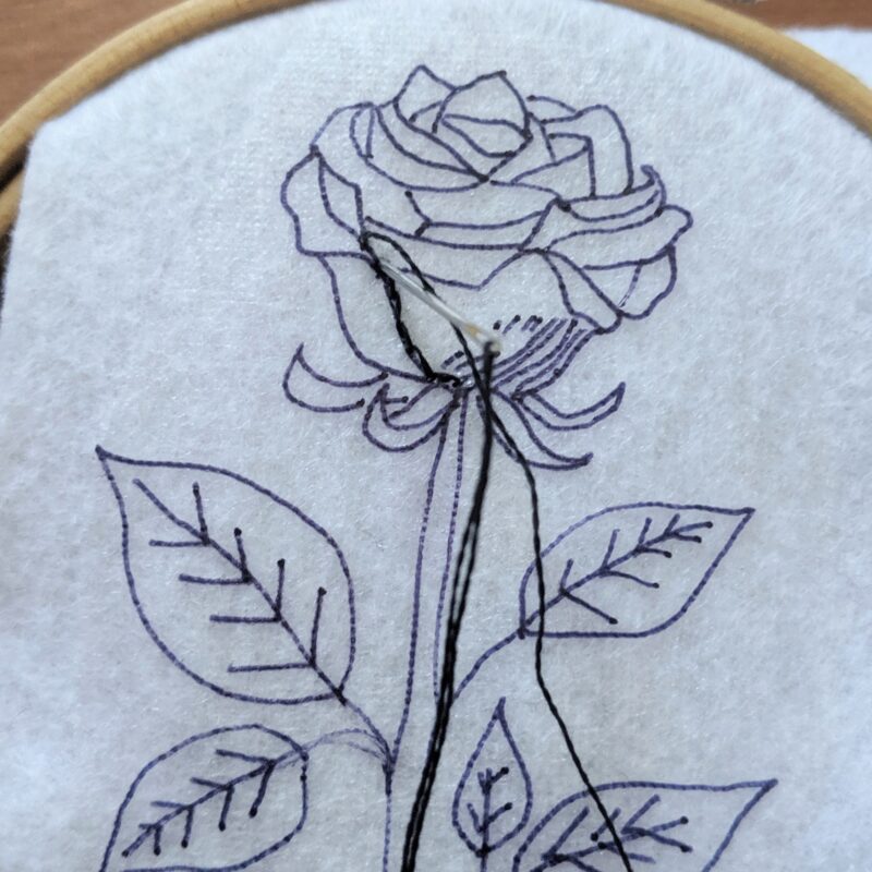 絶対お店では買えない 薔薇の花のピアスの作り方 ぬいぐるみうさぎの刺繍レッスンブログ